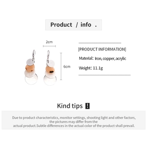 Detail specifications for bohemian acrylic geometric earrings with size and weight info