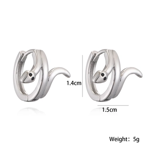 Snake hoop earrings in 18K gold plated copper with size and weight measurements
