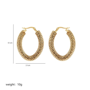 Détails de boucles d'oreilles ovales dorées avec texture tressée et dimensions 4,1x3,1cm