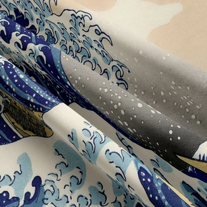Détail de la texture et de l'impression du tissu de la tapisserie japonaise Great Wave