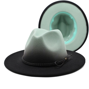 Cappello fedora in lana sfumato dal verde al nero con tesa larga e fascia intrecciata
