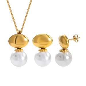 Elegant gold stainless steel necklace and pearl earrings jewelry set for women