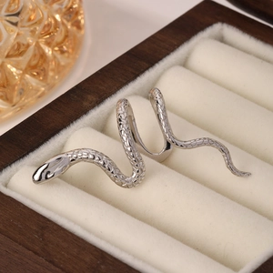 Minimalist S925 sterling silver snake ear cuff in wood and velvet jewelry box