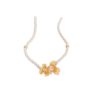 Elegant gold plated crystal flower and pearl necklace for women with zircon pendant charm
