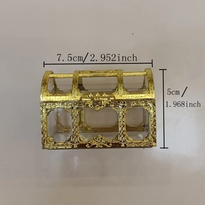 Macro view of gold hollow candy box showing 7.5cm length and 5cm height dimensions