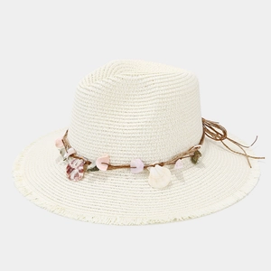 Women's summer straw sun hat with shell decoration and trendy frayed wide brim