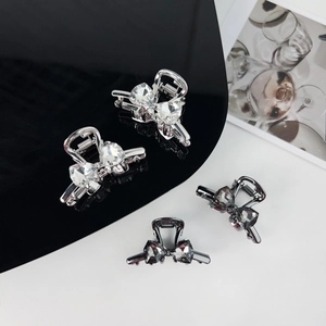 Gothic silver and gunmetal heart crystal hair claws in a set of four for styling
