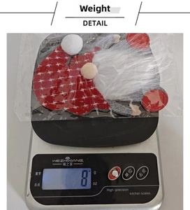 Misurazione del peso di 8g per il porta posate gnomo di Natale in confezione di plastica