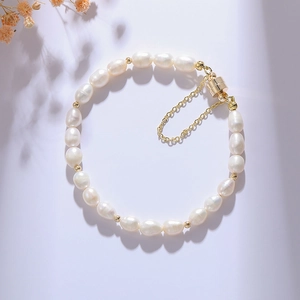 Freshwater Pearl Bracelet For Women Irregular Rice Shape Beads Golden Metal Magnetic Clasp Safety Chain Minimalist