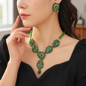 Vintage Green Waterdrop Jewelry For Women Alloy Rhinestone Baroque Palace Style Necklace And Earrings