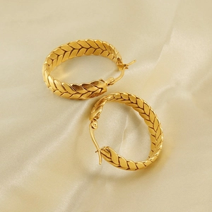 Elegant 18K gold plated stainless steel wheat pattern hoop earrings for women