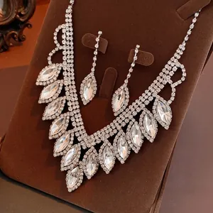 Vintage Palace Style Necklace And Earring Jewelry Set Luxury Rhinestone Drop Tassel Choker For Women Wedding Party Accessory