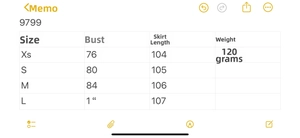 Tableau des tailles pour robe longue fleurie dos nu avec mesures du buste et longueur
