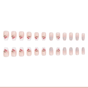 Lot de 24 faux ongles ballerine rose avec motifs cerise et dégradé de paillettes argent