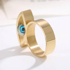 Goldener Hip-Hop-Ring aus Edelstahl mit einem einzigartigen blauen Evil Eye Design
