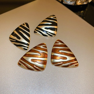 Boucles D'oreilles Triangle Vintage Alliage Avec 925 Sterling Silver Earring Post Plaqué Or Émail Rayures Zébrées Femmes