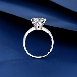 S925 sterling silver classic six-prong crown ring with round solitaire moissanite