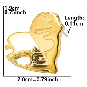 Detail showing 304 stainless steel heart earrings with dimensions and mirror finish