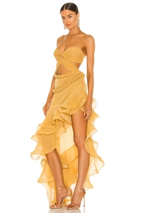 Robe maxi en mousseline jaune gingembre à épaules dénudées avec découpe et fente latérale