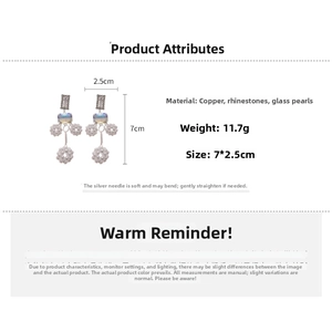 Detail view of 7x2.5cm pearl drop earrings with crystal rhinestones and size dimensions