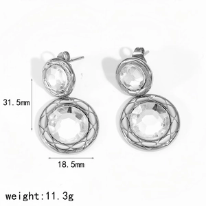Silver drop earrings size measurements showing 31.5mm height and 18.5mm width detail