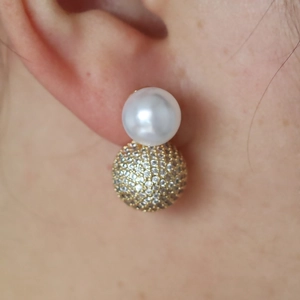 Elegant vintage gold studs featuring white pearl and shimmering rhinestone pave balls