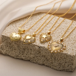 Collier Pendentif Cœur Cuivre Plaqué Or Avec Zirconium Motif Étoile Rayon De Soleil Bijoux Mode Pour Homme Et Femme