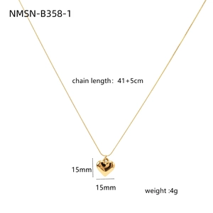 Minimalist polished gold 3D heart pendant necklace with adjustable chain for women