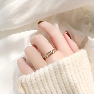 Rose gold plated titanium steel ring with sparkling square-cut cubic zirconia for women