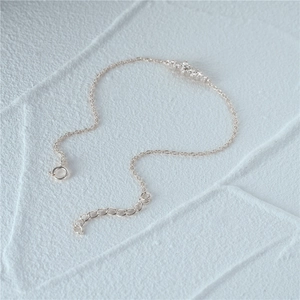 Detailed view of a 925 sterling silver bracelet with cubic zirconia and adjustable chain