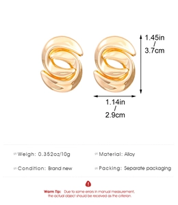 Detailed view of gold geometric earrings with size and weight specs on white background