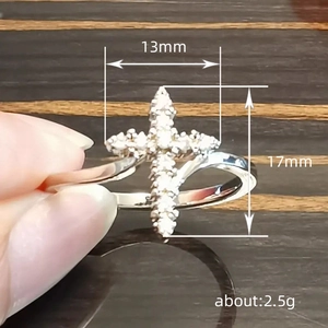 Δαχτυλίδι σταυρός με ζιργκόν, μέγεθος 13mm επί 17mm, βάρος περίπου 2,5 γραμμάρια