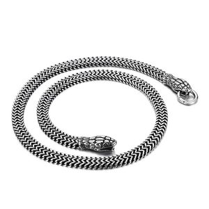 Men Stainless Steel Snake Head Necklace Retro Distressed Cuban Link Chain Hip Hop Punk Gothic Jewelry Accessory