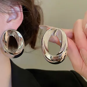 Twisted Oval Stud Earrings Silver Tone High Polish Chunky Geometric Hollow Metal Jewelry With Steel Earring Post Women
