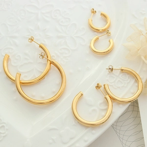 Minimalist C-Shaped Hoop Earrings Thick Hollow Titanium Steel 18K Gold Plated Polished Jewelry For Women Elegant