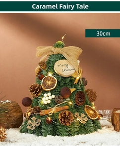 Mini albero di Natale in feltro 30cm con fette d'arancia, pigne e luci LED