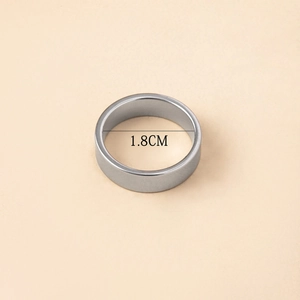 Stainless steel graduation ring with mortarboard cap design, 1.8cm diameter measurement