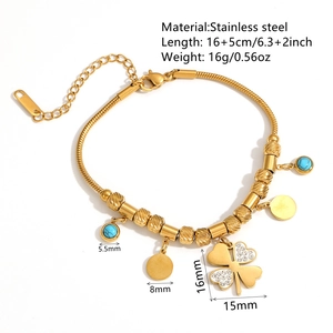 Gold plated stainless steel bracelet with clover charm and size technical measurement specs