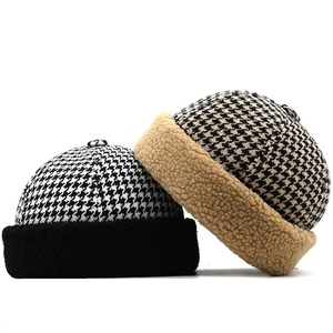 Retro Houndstooth Brimless Landlord Hat Winter Warm Cotton Blend With Fleece Trim Docker Cap For Men And Women