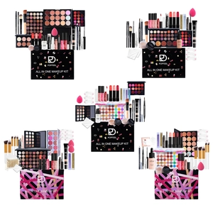 Kit trucco completo all-in-one con ombretto, rossetto e strumenti professionali