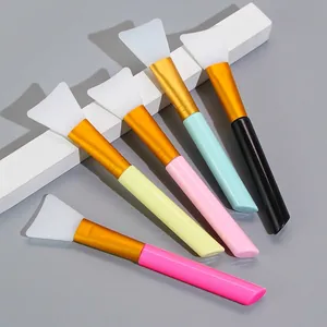 Facial Mask Brush Silicone Soft Head Mud Mask Applicator Beauty DIY Skin Care Tool Flexible Makeup Accessory