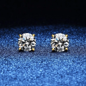 Classic S925 sterling silver gold plated 4-prong stud earrings with round moissanite