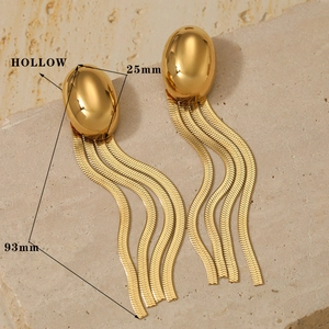 Boucles d'oreilles pendantes dorées en acier inoxydable avec franges chaîne serpent