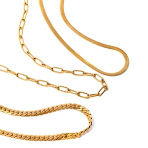 Collane multistrato placcate oro 18k con maglia a serpente, a graffetta e catena cubana
