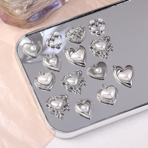Pendentifs cœurs argentés scintillants avec perles pour la création de bijoux DIY