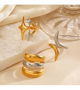 Bague vague à trois couches en or et argent avec détail de motif d'étoile bicolore