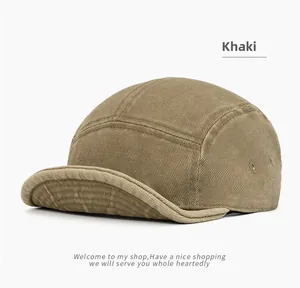 Détail de la casquette kaki en coton avec texture premium et œillets d'aération