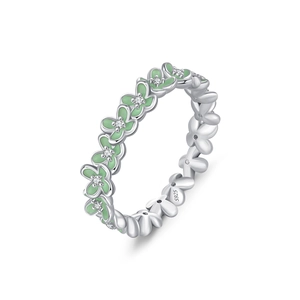 Elegant S925 sterling silver ring featuring green enamel clover and sparkling zircons