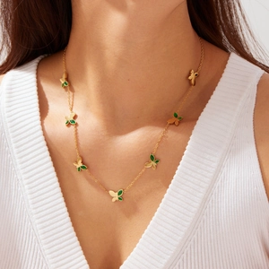 Collana Con Ciondolo A Farfalla In Acciaio Inossidabile Placcato Oro Con Strass Verdi Bianchi Gioielli Eleganti Per Donna