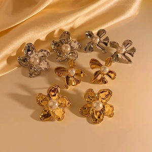 Stainless Steel Flower Artificial Pearl Stud Earrings French Retro Hammered Metal Irregular Floral Ear Jewelry For Women